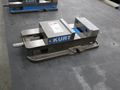 Kurt D-675 6" Machine Vise, Steel Jaws, Handle- Auction Item