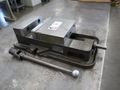 Kurt D-80 8" Machine Vise, Steel Jaws, Handle- Auction Item