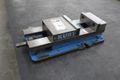 Kurt D-688 6" Machine Vise, Steel Jaws, Handle- Auction Item