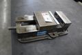 Kurt D-675 6" Machine Vise, Steel Jaws, Handle- Auction Item