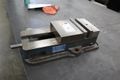 Kurt D-675 6" Machine Vise, Steel Jaws, Handle- Auction Item
