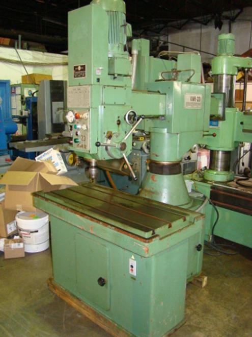 30" KAO MING, 16" x 41" table, 1-1/2" cap, auto downfeed, tapping, 1982
