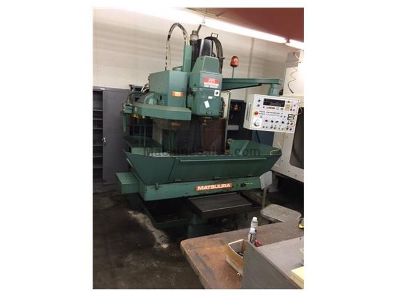 EQUIPPED WITH YASNAC CONTROL, 40 TAPER, 25 ATC, 3000 RPM, UNDER POWER & RUNNING