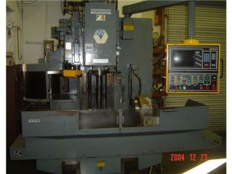 Includes full box of Collets EQUIPPED WITH 4-AXIS, 6000 RPM, 24 ATC, 5 HP, ACROMATIC 900 CONTROL Hooked up and under power