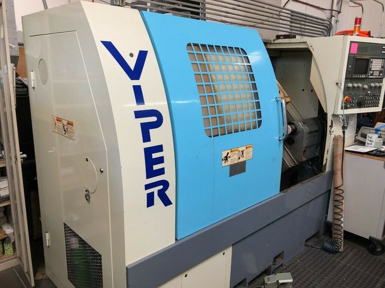 2000 MIGHTY VIPER VT-20 CNC LATHE, 8" CHUCK, FANUC-OT 12 Station