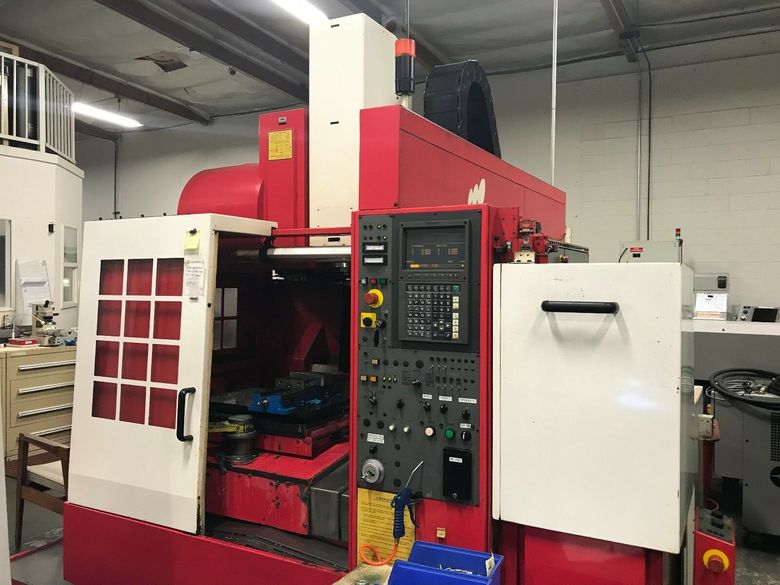Specifications: Travel:  X-Axis 21.65" Y-Axis 16.10" Z-Axis 18.10" Table Size 23.6" x 14.9" (2) Spindle Speed 8000 RPM Spindle Taper BT 40 Spindle Nose to Table Top 5.9" - 24" Spindle Motor 10 HP Tools 30 Table Load Capacity 550 lbs. Rapid Traverse