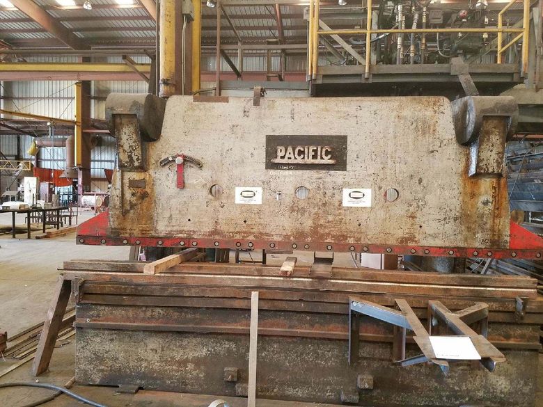 Pacific 300-16 Press Brake Not Under Power / Tarped in Back / Needs a pit