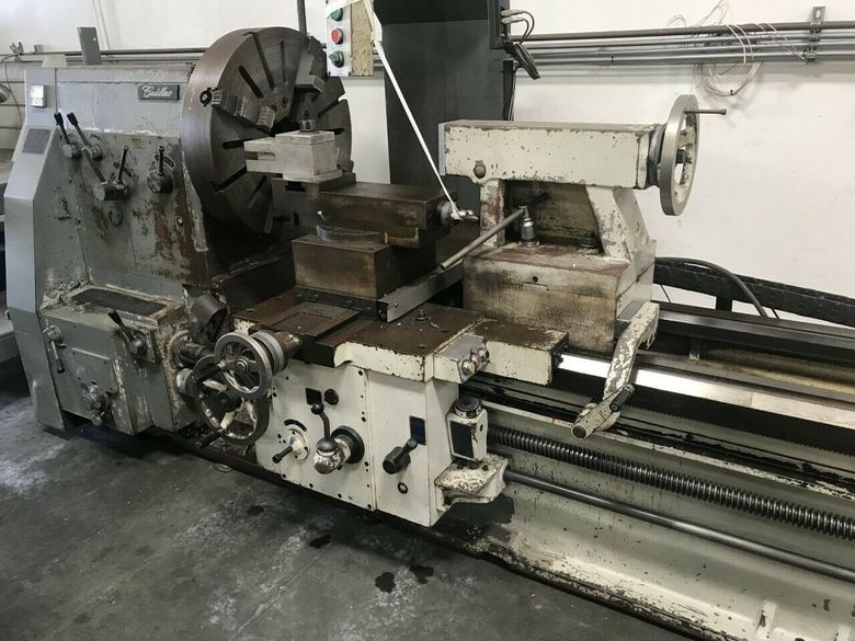 Cadillac 4080G Gap Engine Lathe, 28" Chuck, Steady Rest, 4" Spindle Hole, DRO / It is missing the gap but the machine has an extension