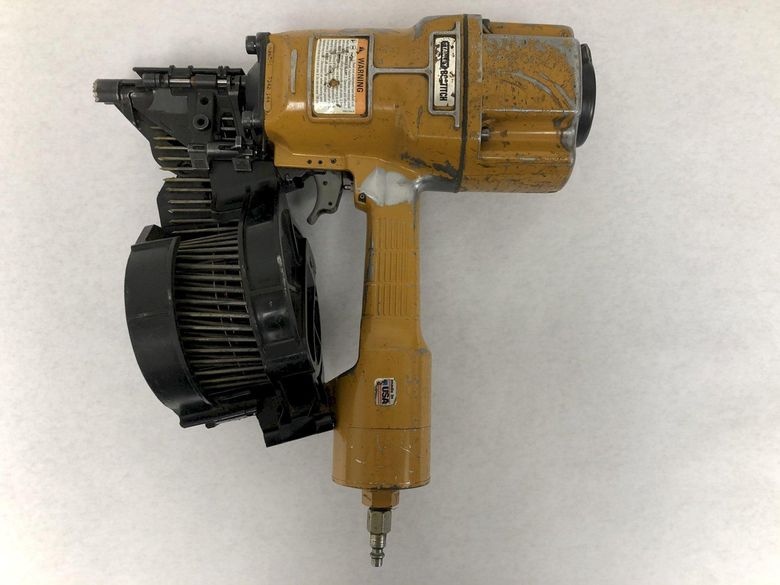 STANLEY BOSTITCH MODEL N860-1 PNUEMATIC NAILER: STOCK #14756