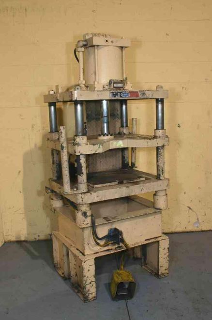 5 TON DANLY PNEUMATIC 4-POST PRESS: STOCK #50522