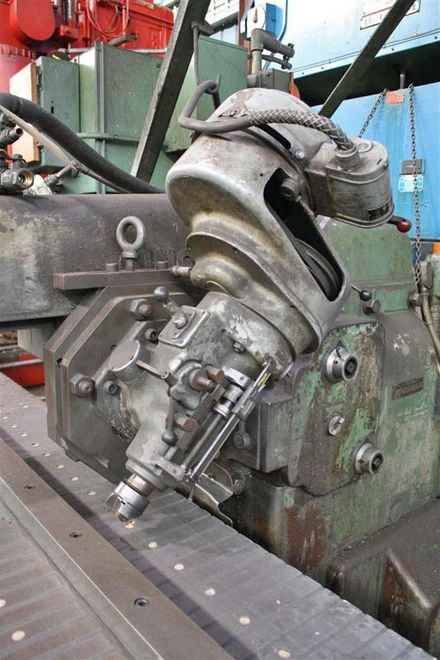 J HEAD BRIDGEPORT VERTICAL MILLING HEAD:  STOCK #55693