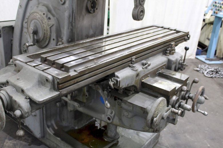 #3CK KEARNEY & TRECKER HORIZONTAL MILL: STOCK 62371