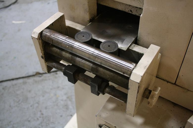 4.7' X 0.05 BRUDERER 19 ROLL STRAIGHTENER & COIL REEL: STOCK #64789