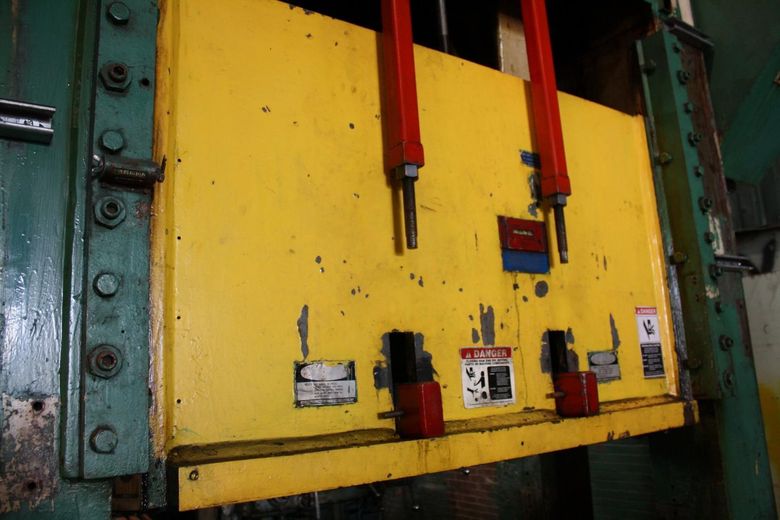 150 TON FEDERAL MODEL #S2-150-60-36 SSDC PRESS: STOCK #65464