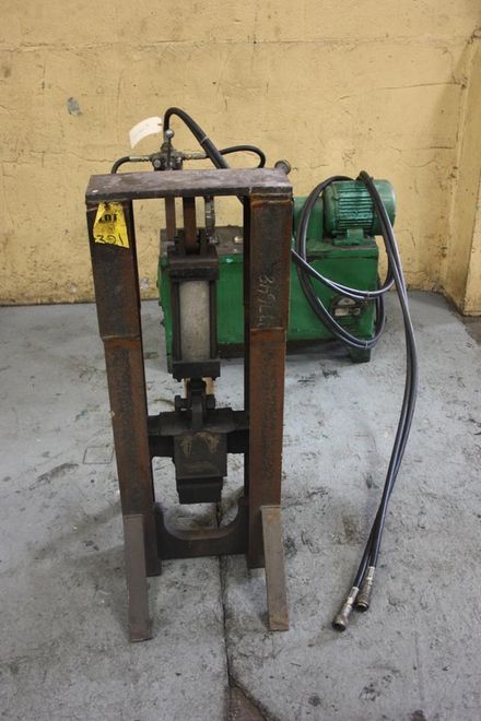 HYDRAULIC PRESS: STOCK 65687