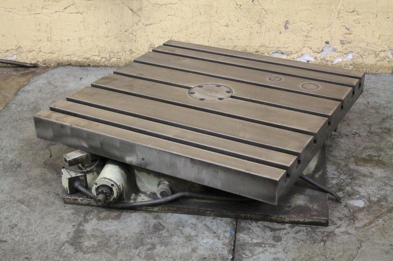 39-1/4' X 39-1/4' AIR LIFT ROTARY T SLOTTED TABLE: STOCK #65898