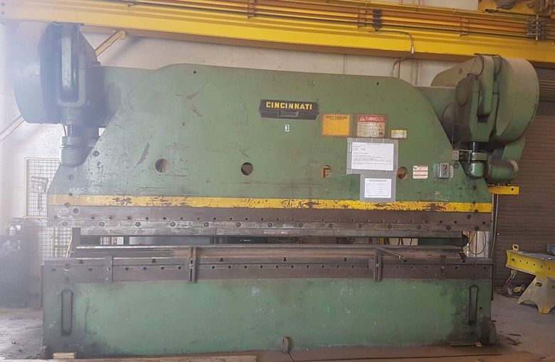 225 TON X 14' CINCINNATI MODEL #9 MECHANICAL PRESS BRAKE: STOCK 67082