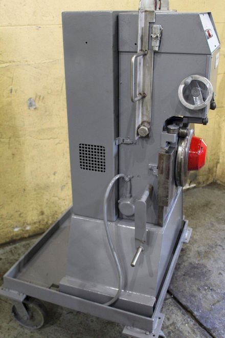 PULLMAX MODEL X10 PORTABLE PLATE BEVELER: STOCK #70838