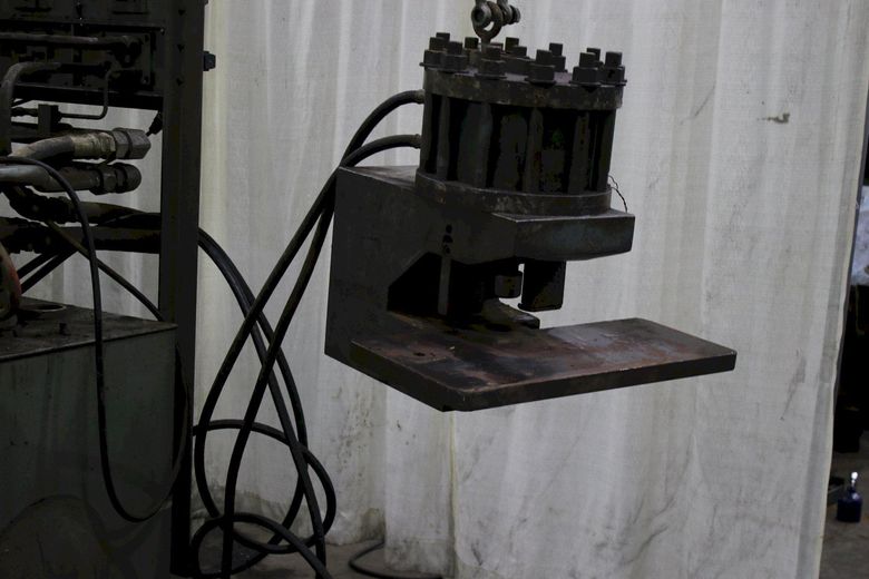 200 TON STONEGATE C FRAME HYDRAULIC FLANGE PUNCH: STOCK #71958