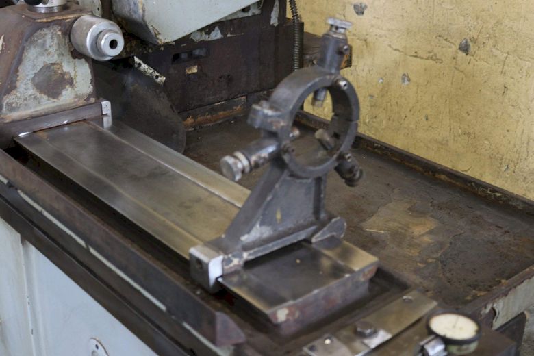 12" X 60" SUMMIT UNIVERSAL CYLINDRICAL GRINDER:  STOCK #73230