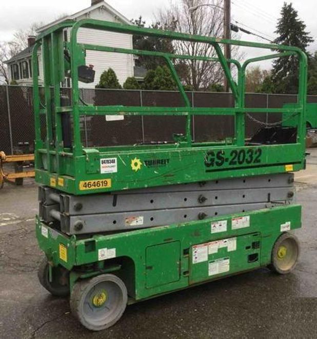 GENIE MODEL GS-2032 ELECTRIC SCISSOR LIFT: STOCK #73016