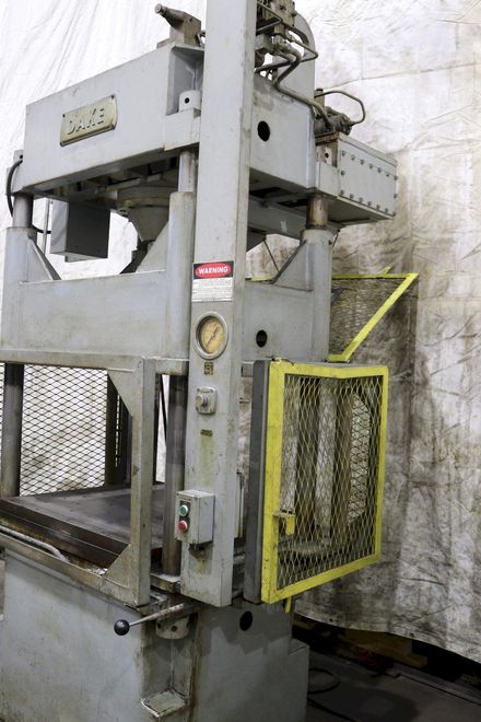 75 TON DAKE 4 POST HYDRAULIC PRESS: STOCK #72929