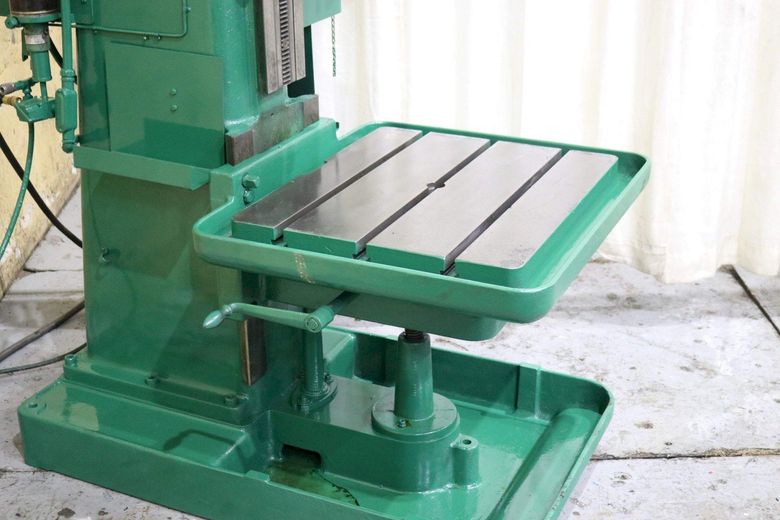 30" CLEERMAN SINGLE SPINDLE DRILL PRESS: STOCK # 72805