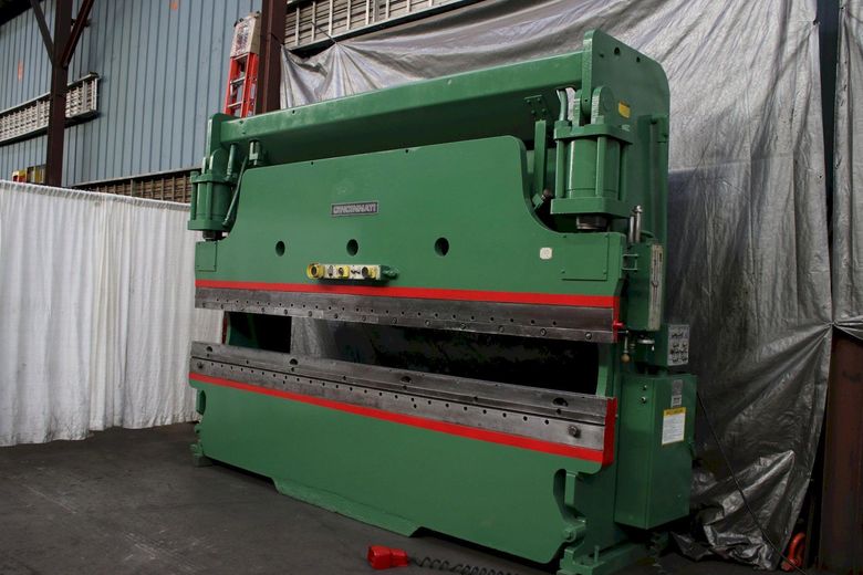 175 TON X 12' CINCINNATI HYDRAULIC PRESS BRAKE: STOCK #72764