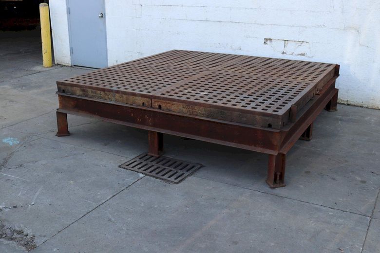 8' X 8' ACORN WELDING TABLE: STOCK #72752