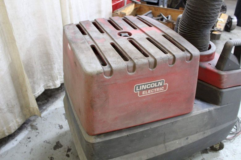LINCOLN ELECTRIC MODEL MOBIFLEX 400-MS SMOKE EATER: STOCK #72274