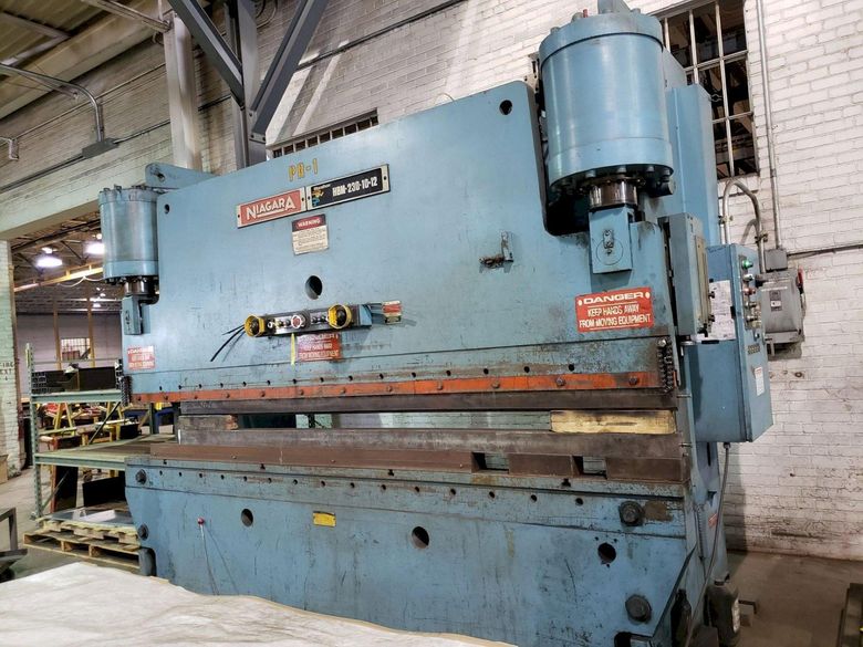 230 TON X 12' NIAGARA MODEL HBM #230-10-12 HYDRAULIC BRAKE: STK #72078