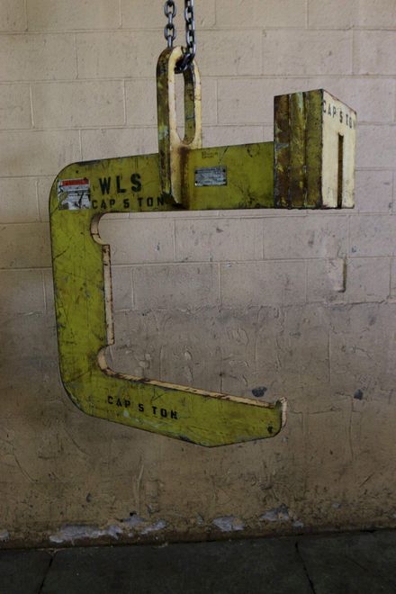 5 TON WISCONSIN LIFTING SPECIALISTS COIL HOOK: STOCK #70440