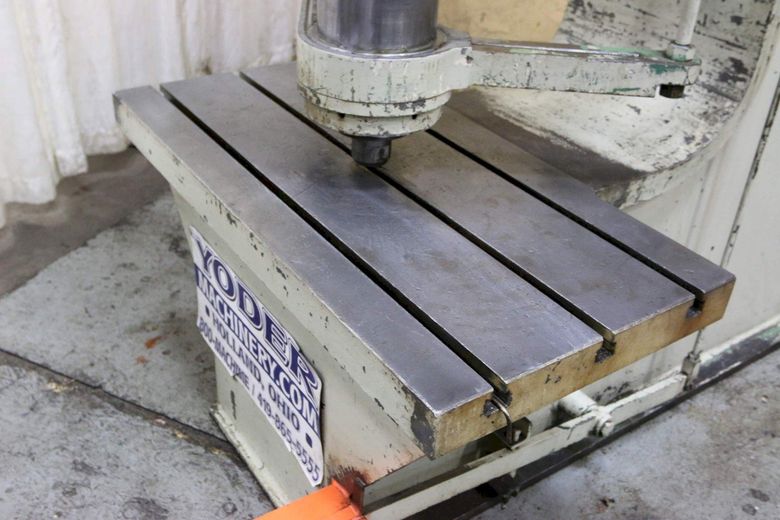 125 TON WILLIAMS & WHITE HYDRAULIC C FRAME PRESS: STOCK #69815