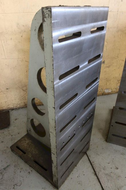 24-1/2" X 59-1/2" G & L CAST IRON ANGLE PLATE: STOCK #68299