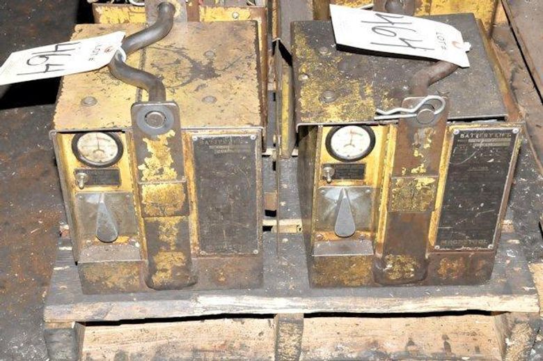 2,000 LB MAGNETOOL BATTERY LIFT: STOCK #65589