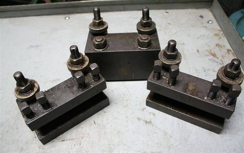 (3) ALORIS TOOL HOLDERS D1, D2, AND D4: STOCK #59263