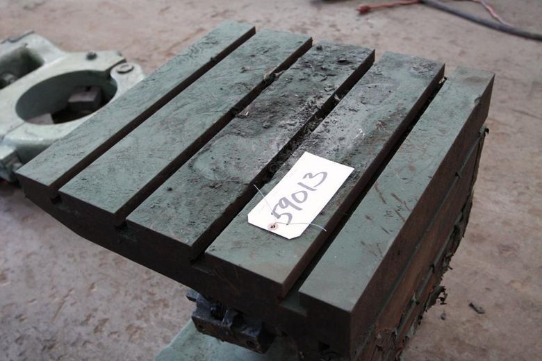 22.5' X 22.5' X 23.5' HIGH UNIVERSAL TILTING DRILL TABLE: STOCK 59013