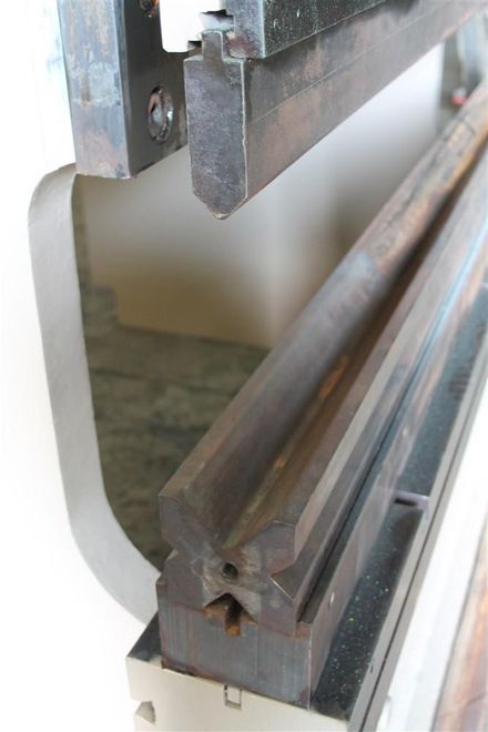 96' 4-WAY BOTTOM DIE WITH DIE HOLDER AND TOP PUNCH:  STOCK #58861