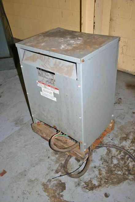 30 KVA SQUARE D TRANSFORMER:  STOCK #50257