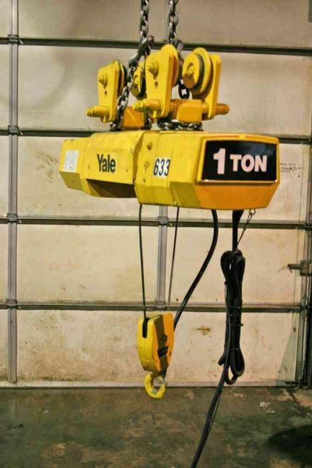 1 TON YALE ELECTRIC CABLE TYPE HOIST: STOCK #50126