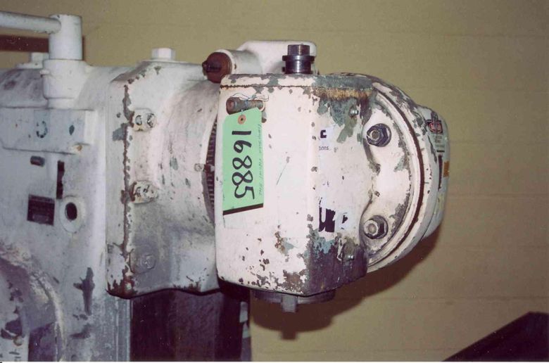 #4 KEARNEY & TRECKER UNIVERSAL VERTICAL HEAD: STOCK #16885