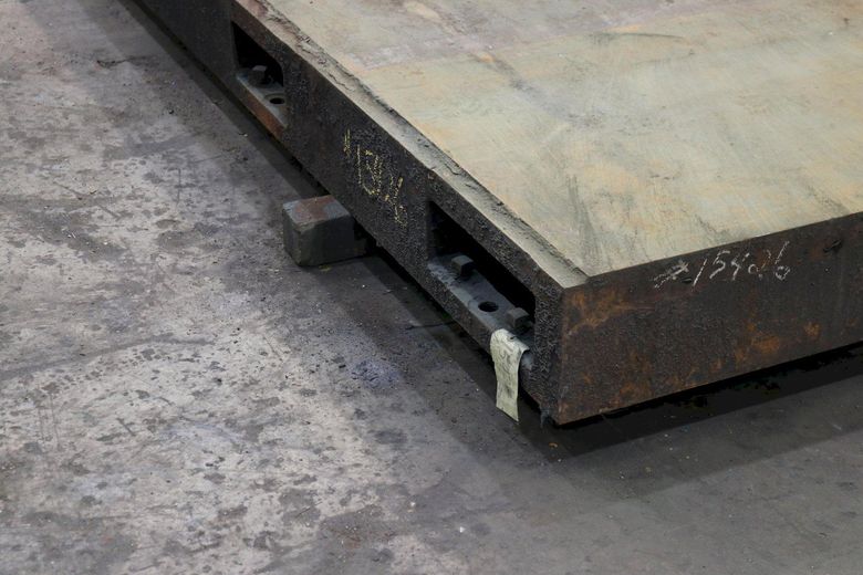 14'7' X 7' X 9' CAST FLOOR PLATE:  STOCK #15426