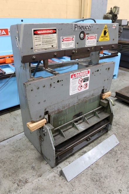 15 TON X 48' PNEUCO MODEL P4-15 PNEUMATIC PRESS BRAKE: STOCK #68753