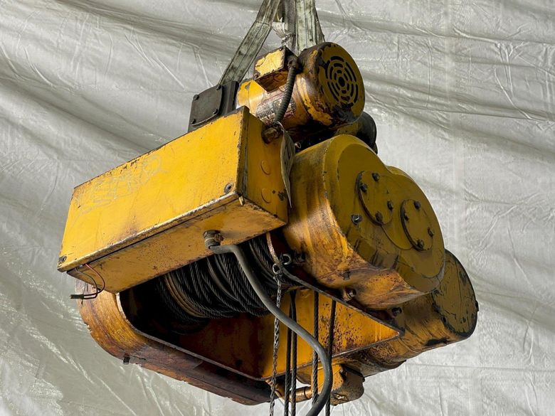 5 TON DETROIT HOIST WITH POWER TROLLEY: STOCK #62370