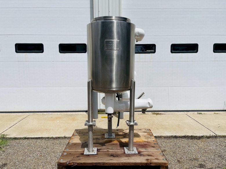 Martin Petersen Co. 33 Gallon Stainless Steel Jacketed Mix Tank
