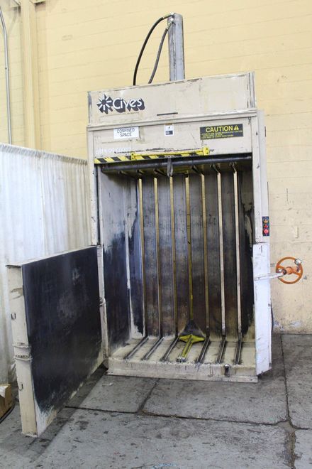 CIVES TENCO MODEL #HP-50 VERTICAL CARDBOARD BALER: STOCK #72299