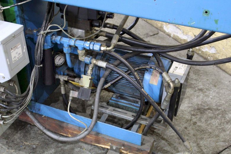 PINES MODEL #1400 PIPE & TUBE BENDER: STOCK #71651