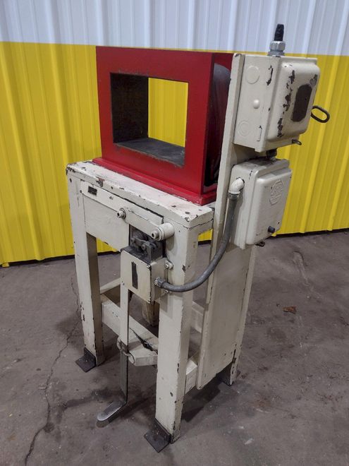 8" x 12" MACKWORTH STYLE #13-31 PASS THROUGH DEMAGNETIZER: STOCK #19465