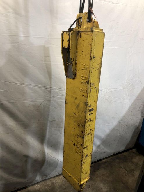 12" X 60" WALKER MAGNETIC MODEL #12X60RL LIFTING MAGNET (PART #AXM-7427-3R): STOCK #14608