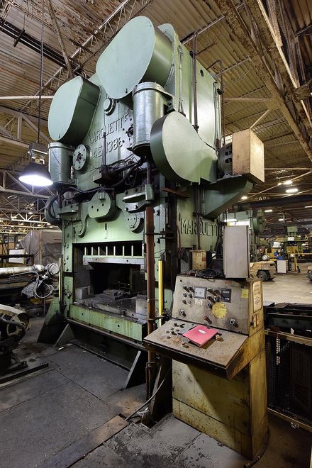 1500 TON MARQUETTE 60X96 STRIGHT SIDE PRESS: STOCK #14223